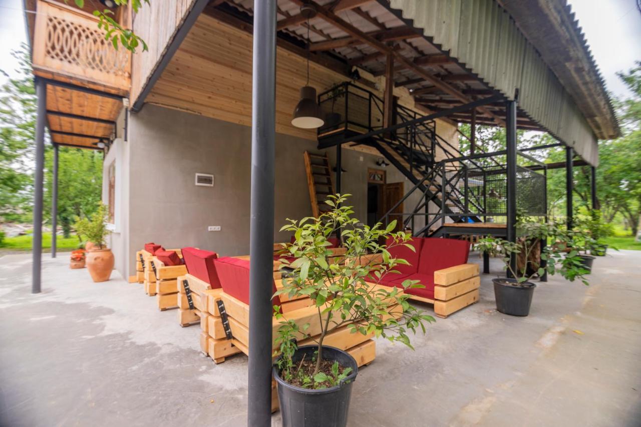 Menabde Winery Hotel Ozurget'i Buitenkant foto
