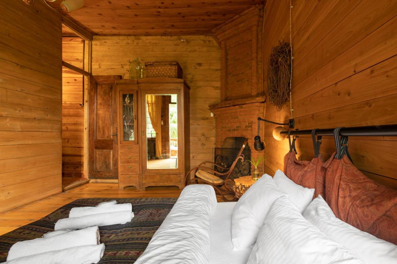 Menabde Winery Hotel Ozurget'i Buitenkant foto